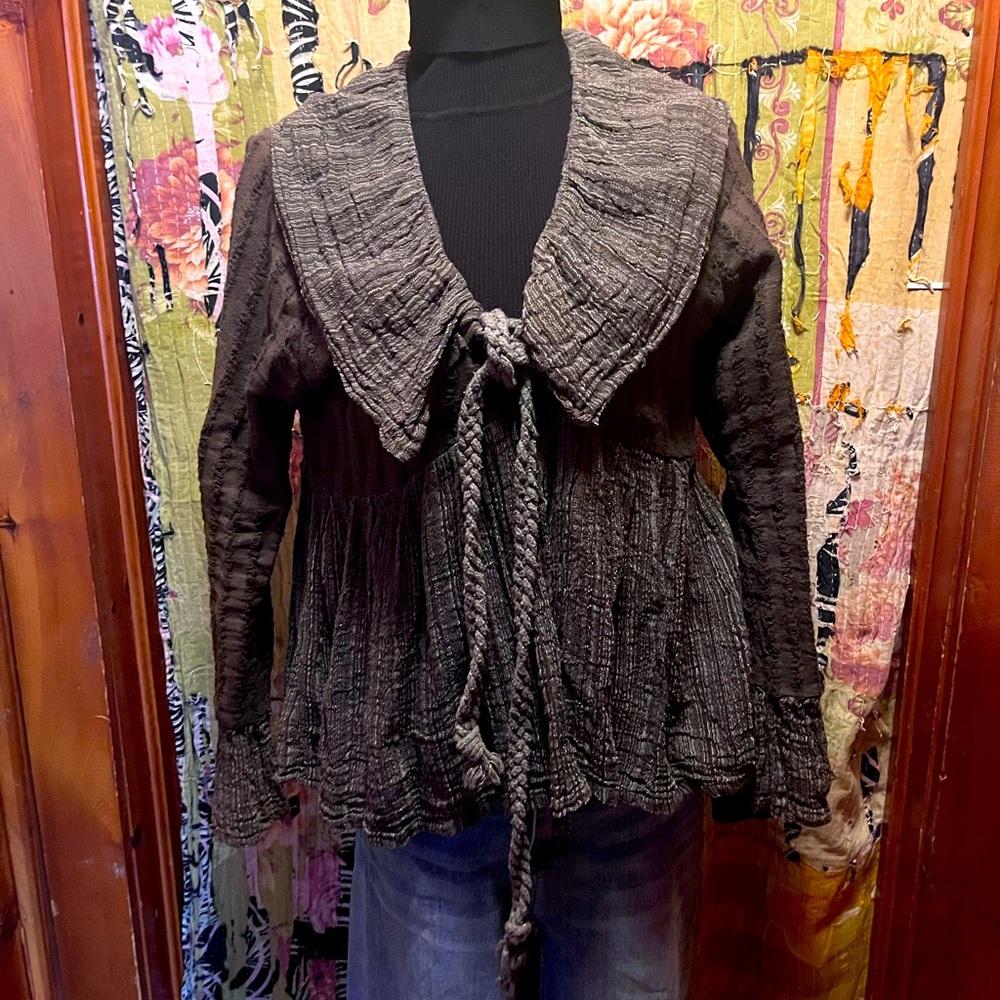 Linen Fanciful jacket with Peplum